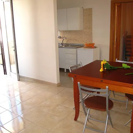 Facile - Via Memorie 45