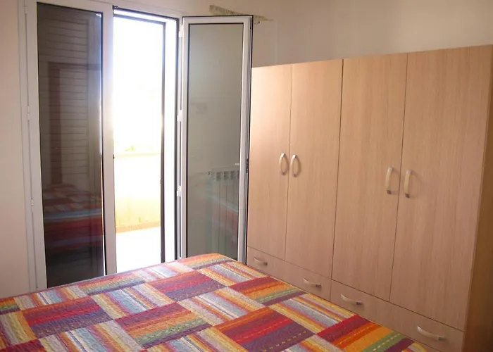 Facile - Via Memorie 45 Otranto