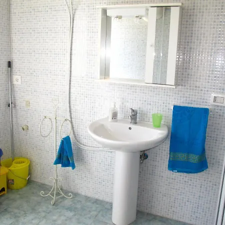 Facile - Via Memorie 45 Appartement *