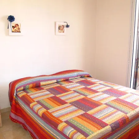 Facile - Via Memorie 45 *