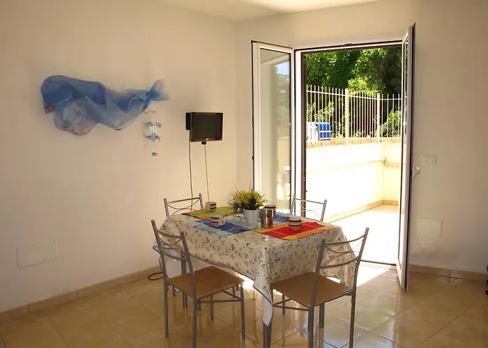 Facile - Via Memorie 45 オートラント